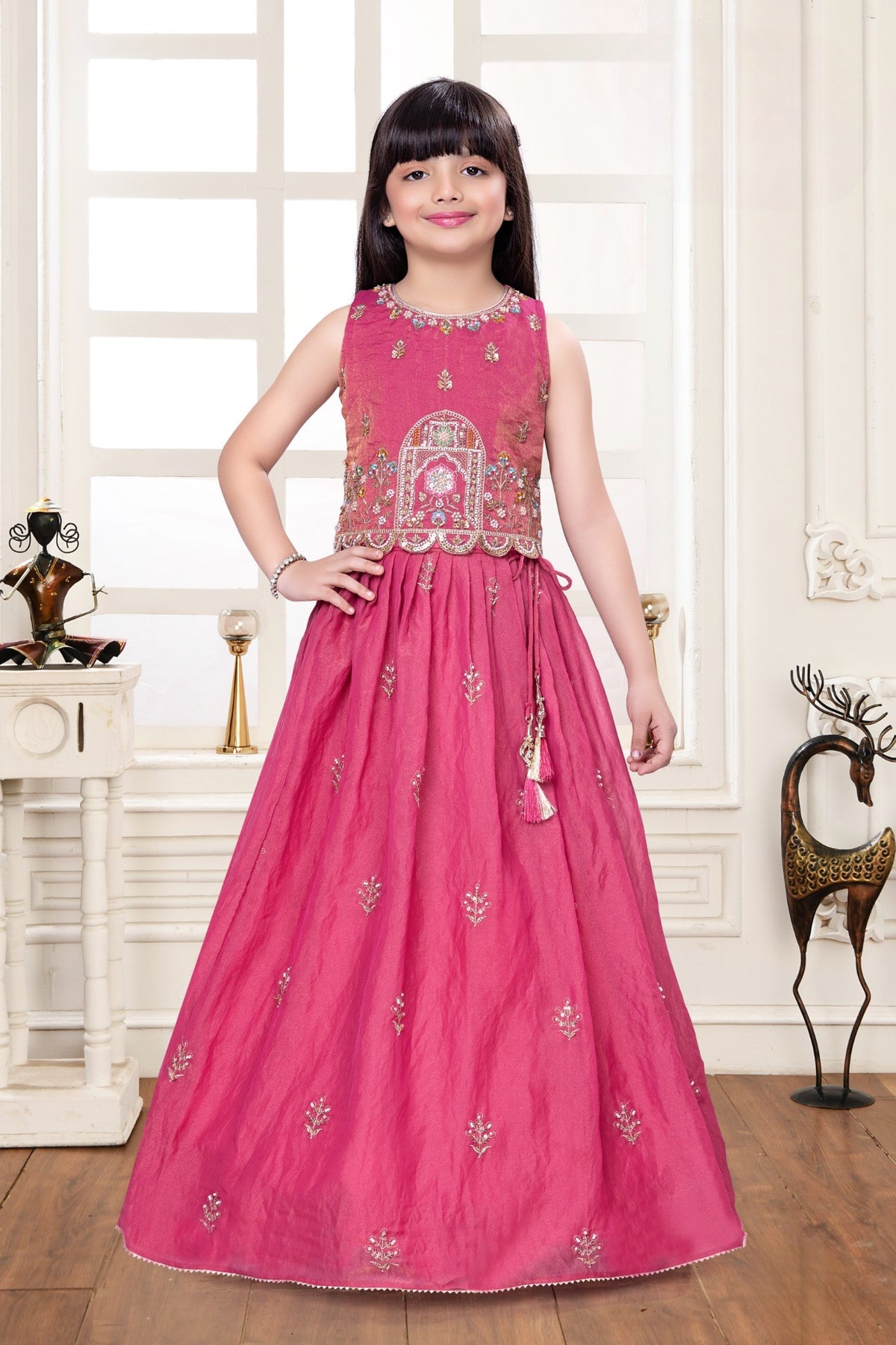 Girls Embellished Festive Choli Set